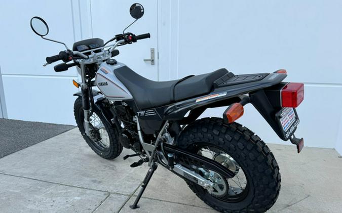 2027 Yamaha TW 200