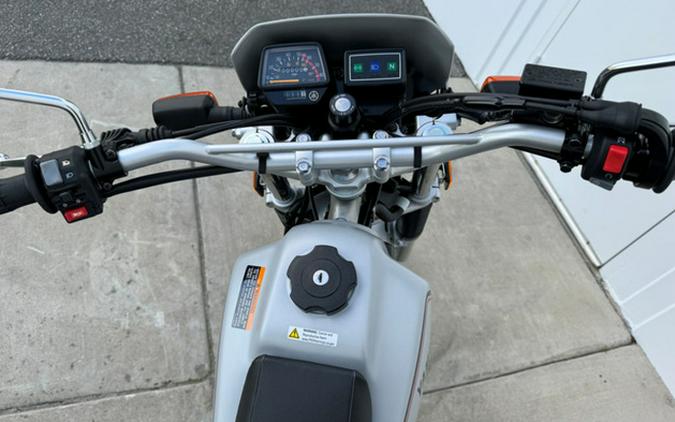 2027 Yamaha TW 200