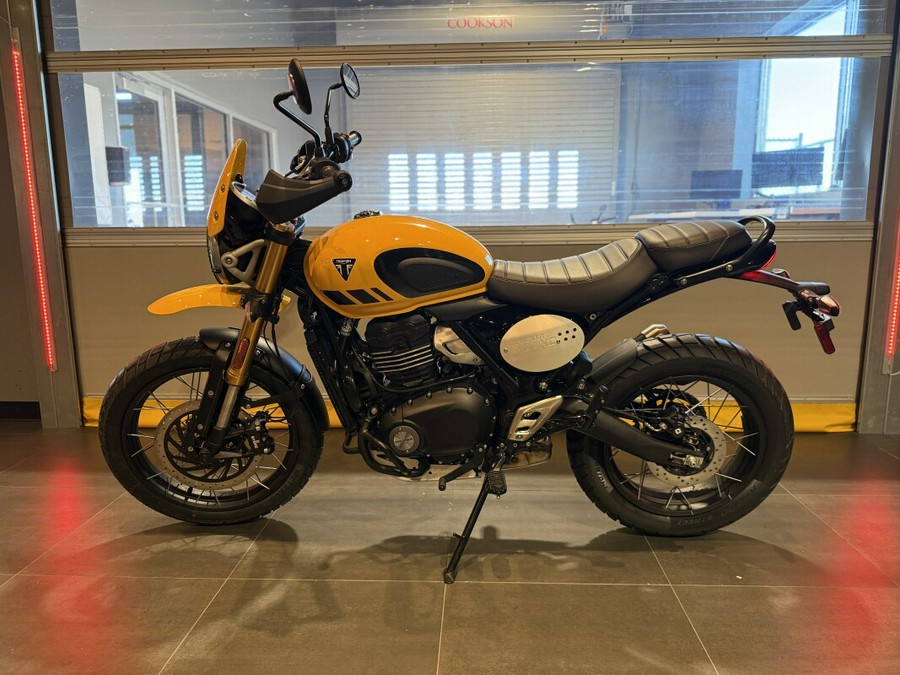 2026 Triumph Scrambler 400 XC