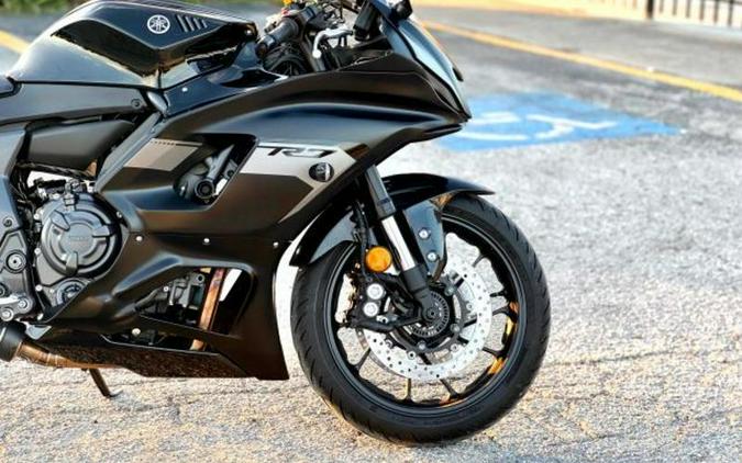 2025 Yamaha YZF-R7