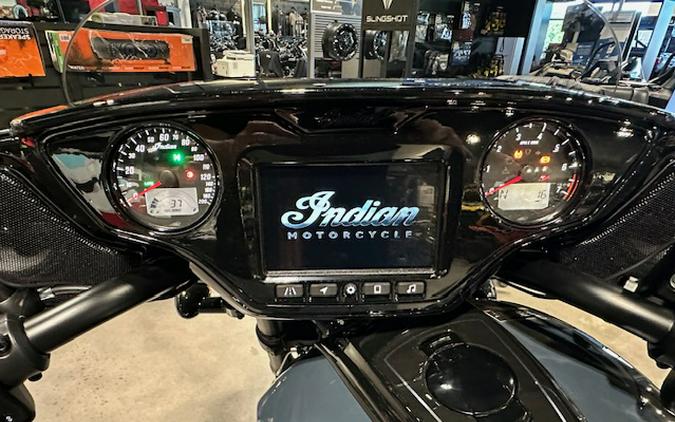 2025 Indian CHIEFTAIN POWERPLUS DARK HORSE + 112 PACKAGE