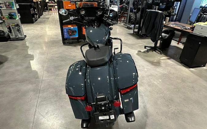 2025 Indian CHIEFTAIN POWERPLUS DARK HORSE + 112 PACKAGE