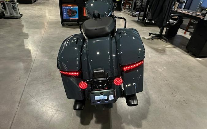 2025 Indian CHIEFTAIN POWERPLUS DARK HORSE + 112 PACKAGE