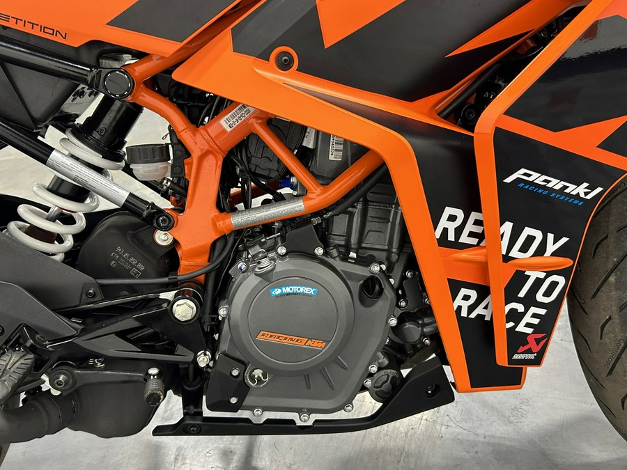 2023 KTM RC