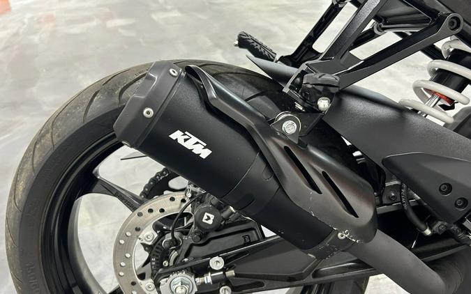 2023 KTM RC