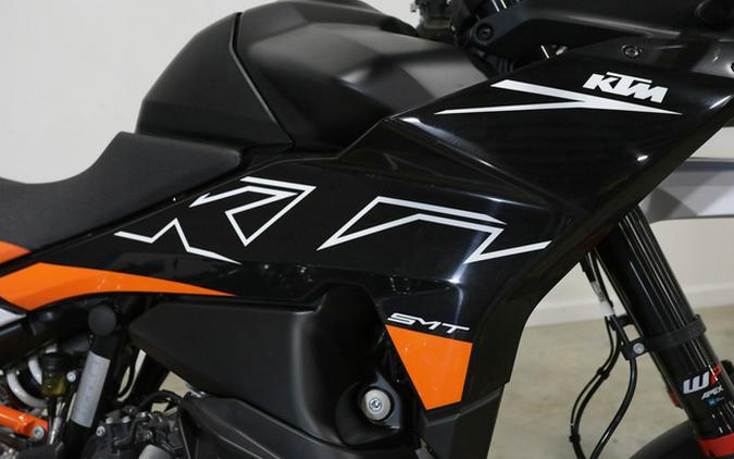 2024 KTM 890 SMT 890