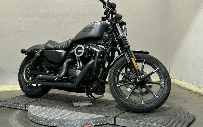 Harley-Davidson® Iron 883™ 2017 XL 883N 442369B CHARCOAL DENIM
