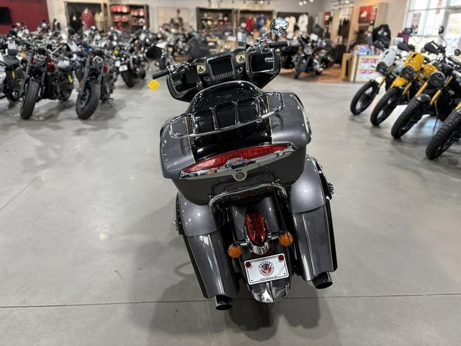 2017 Indian Motorcycle® Roadmaster® Steel Gray Over Thunder Black