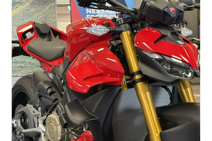 2026 Ducati Streetfighter V4 S