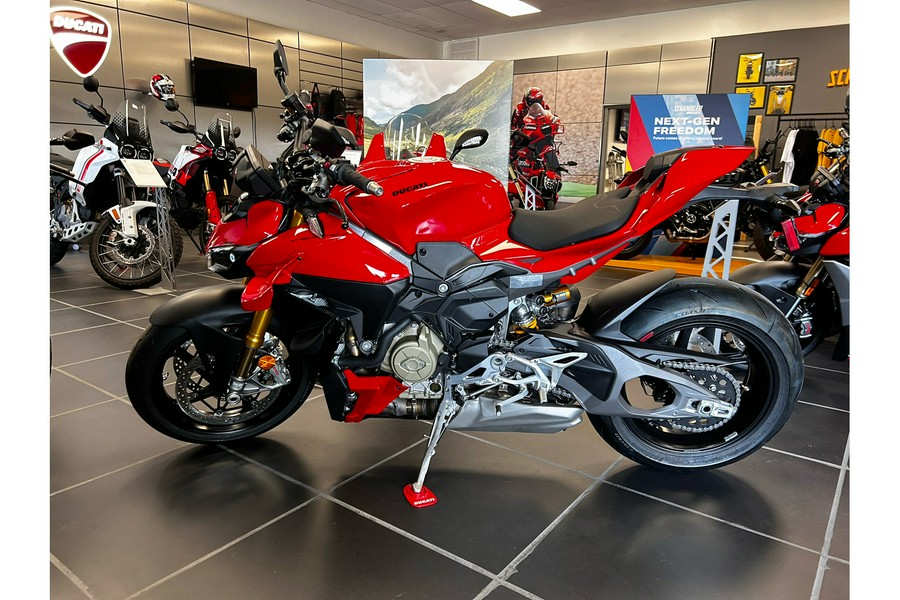 2026 Ducati Streetfighter V4 S