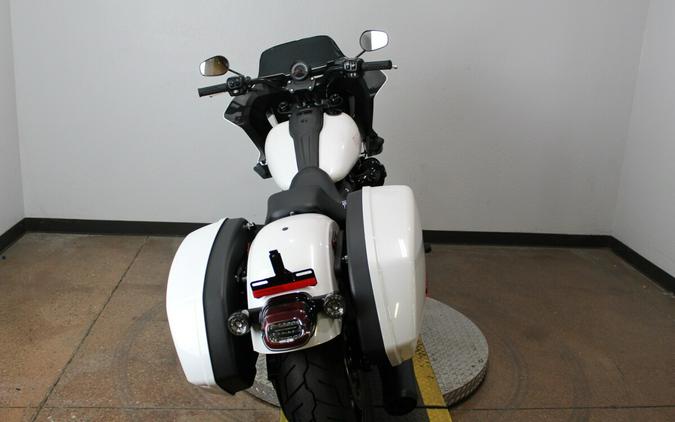Harley-Davidson® Low Rider® ST 2026 FXLRST 84715636 WHITE ONYX PRL