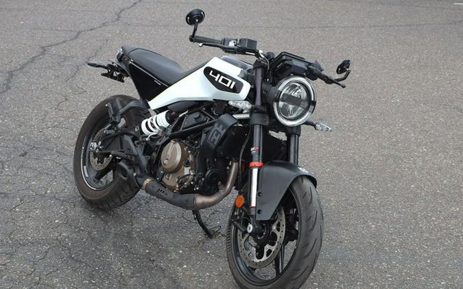 2024 Husqvarna SVARTPILEN 401