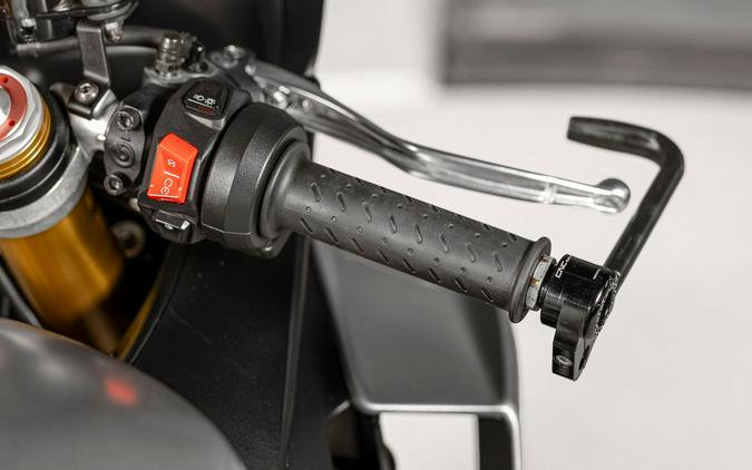 2022 Aprilia RSV4