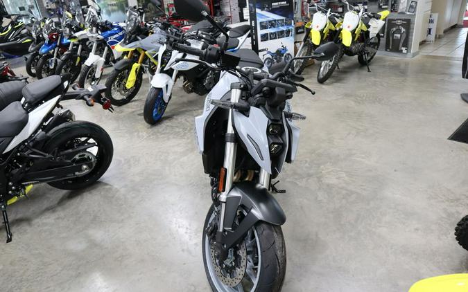 2024 Suzuki GSX 8S