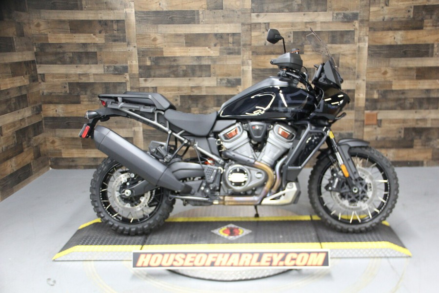 2022 Harley-Davidson Pan America™ 1250 Special Black