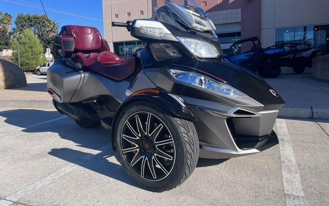 2015 Can-Am® Spyder® RT Limited 6 Speed Semi-Automatic (SE6)