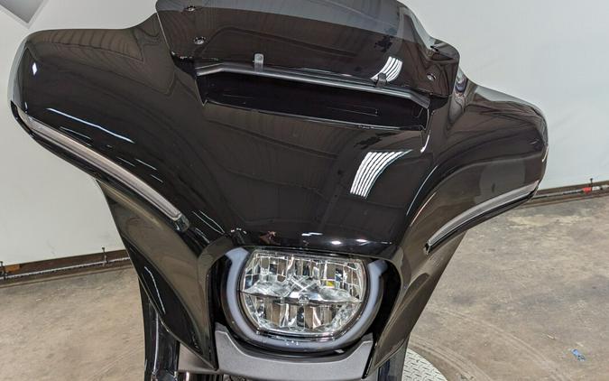 2024 Harley-Davidson® Street Glide® Vivid Black – Black Finish