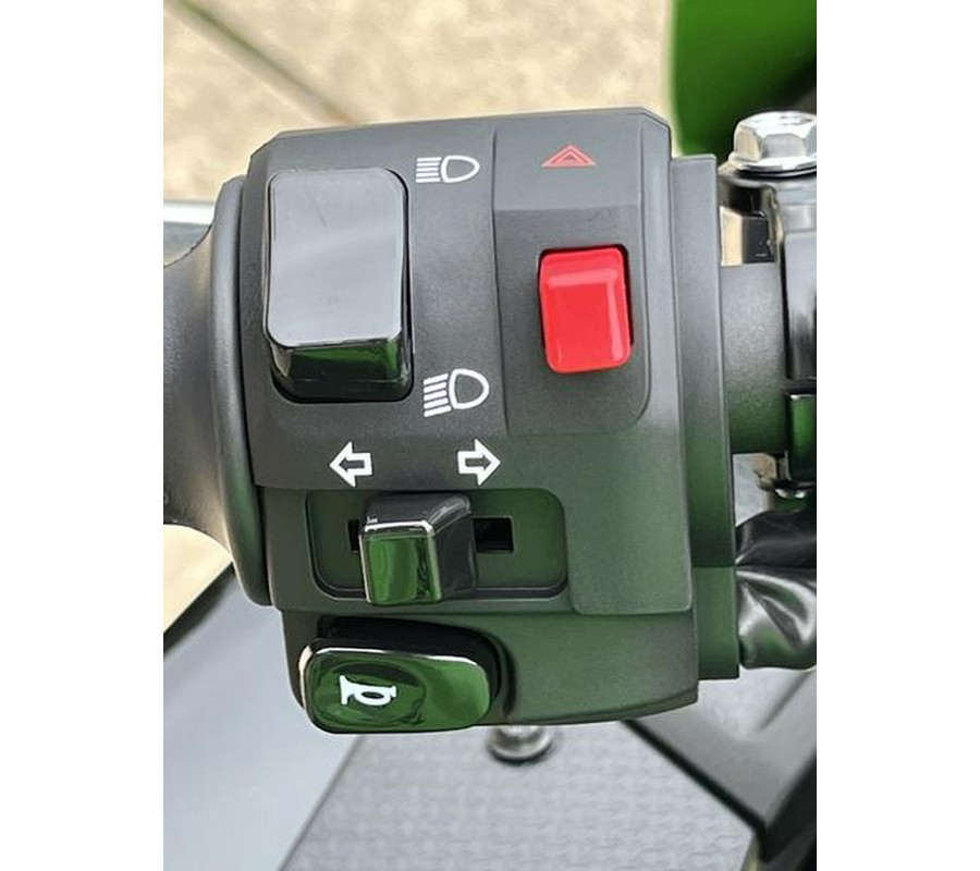 2025 Kawasaki Ninja® 500 KRT Edition