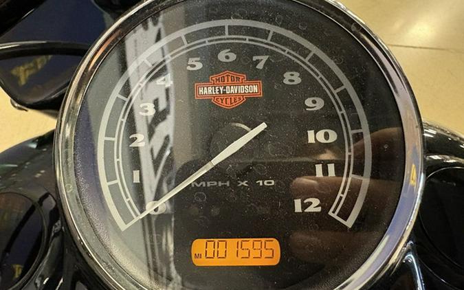 2017 Harley-Davidson FLSS - Softail Slim S