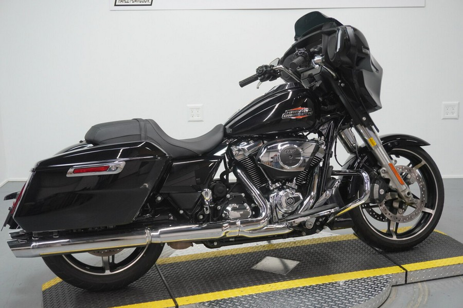 2024 Harley-Davidson® Street Glide® Vivid Black