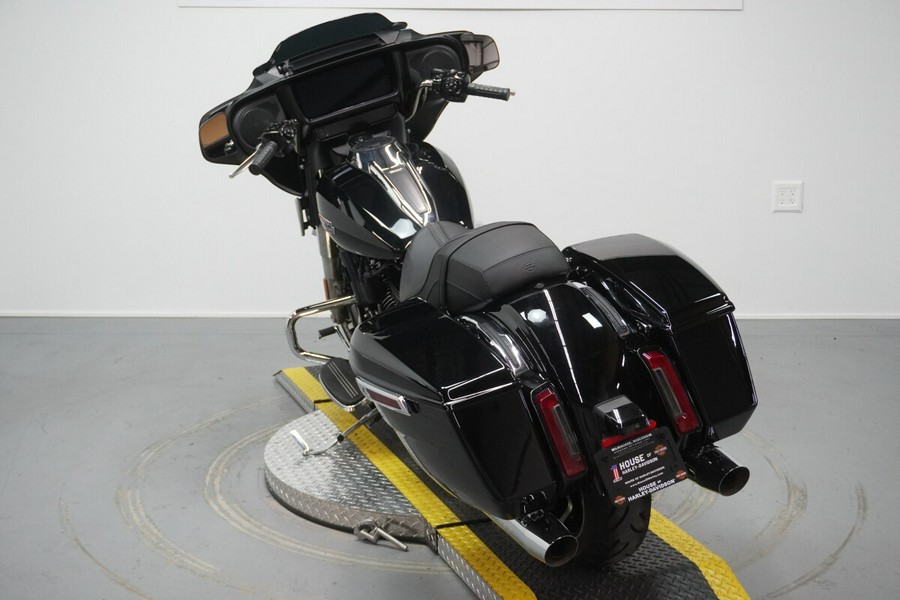 2024 Harley-Davidson® Street Glide® Vivid Black