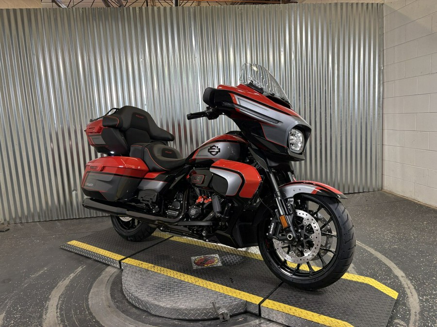 2026 Harley-Davidson CVO Street Glide Limited Citrus Heat CVO Tri-Tone