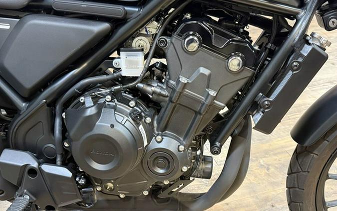 2025 Honda SCL 500
