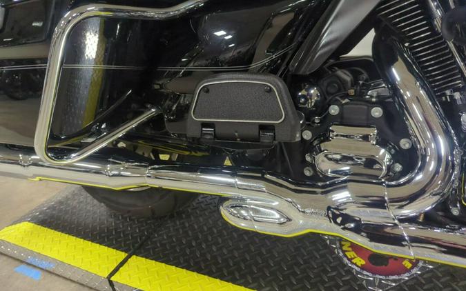 2014 Harley-Davidson Electra Glide Ultra Classic® Vivid Black