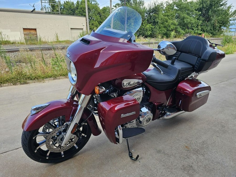 2023 Indian Motorcycle® Roadmaster® Limited Stryker Red Metallic