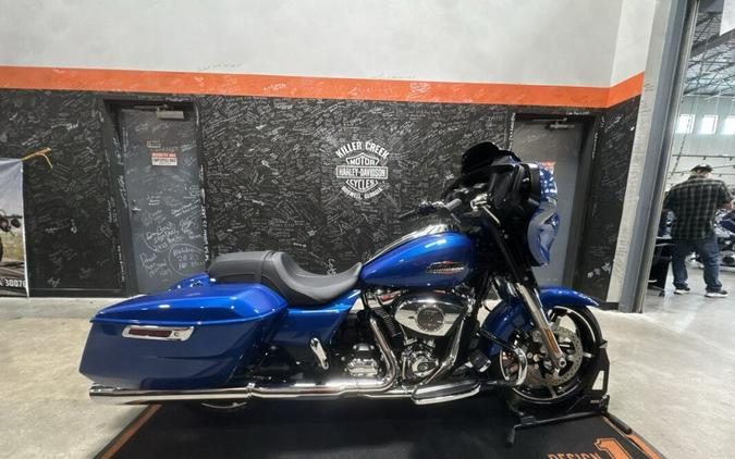 FLHX 2025 Street Glide™
