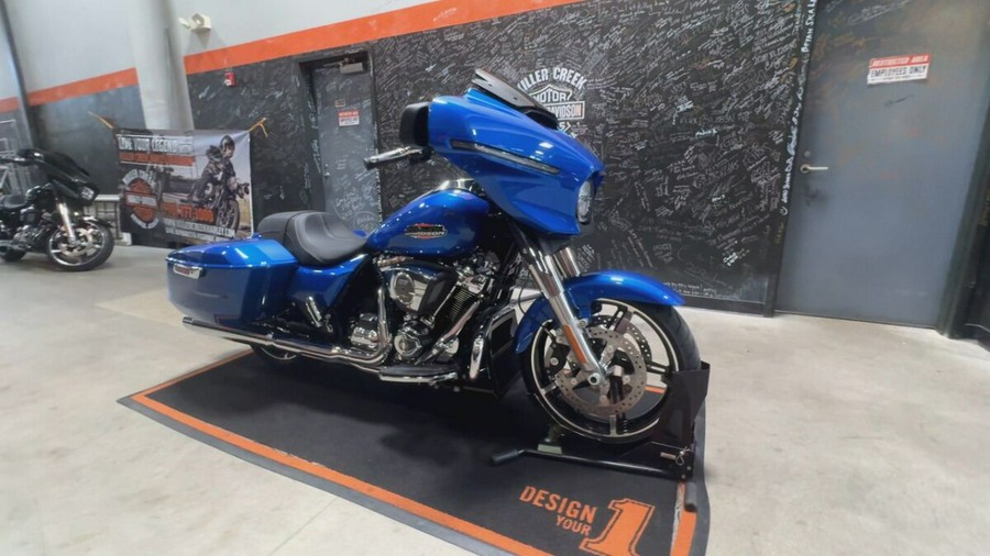 FLHX 2025 Street Glide™