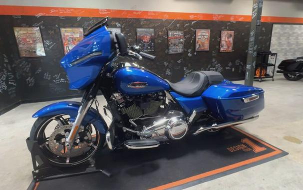 FLHX 2025 Street Glide™