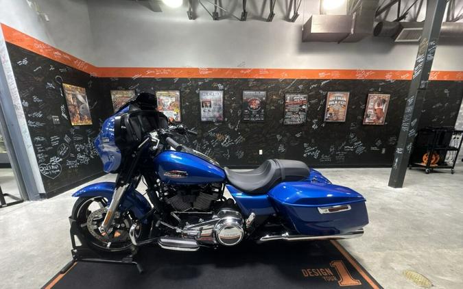 FLHX 2025 Street Glide™