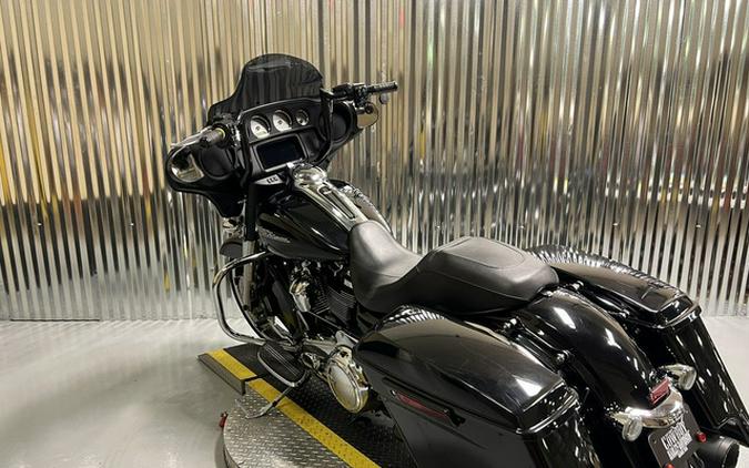 2019 Harley-Davidson FLHX - Street Glide