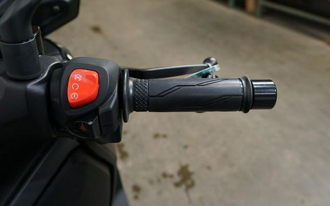 2025 Yamaha XMAX