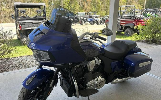 2022 Indian Motorcycle® Challenger® Limited Spirit Blue Metallic/Black Metallic