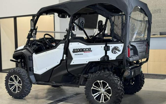 2016 Honda® Pioneer 1000-5