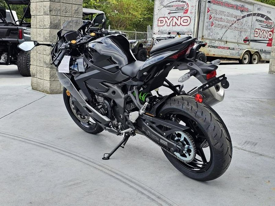 2026 Kawasaki Ninja® ZX™-4RR ABS