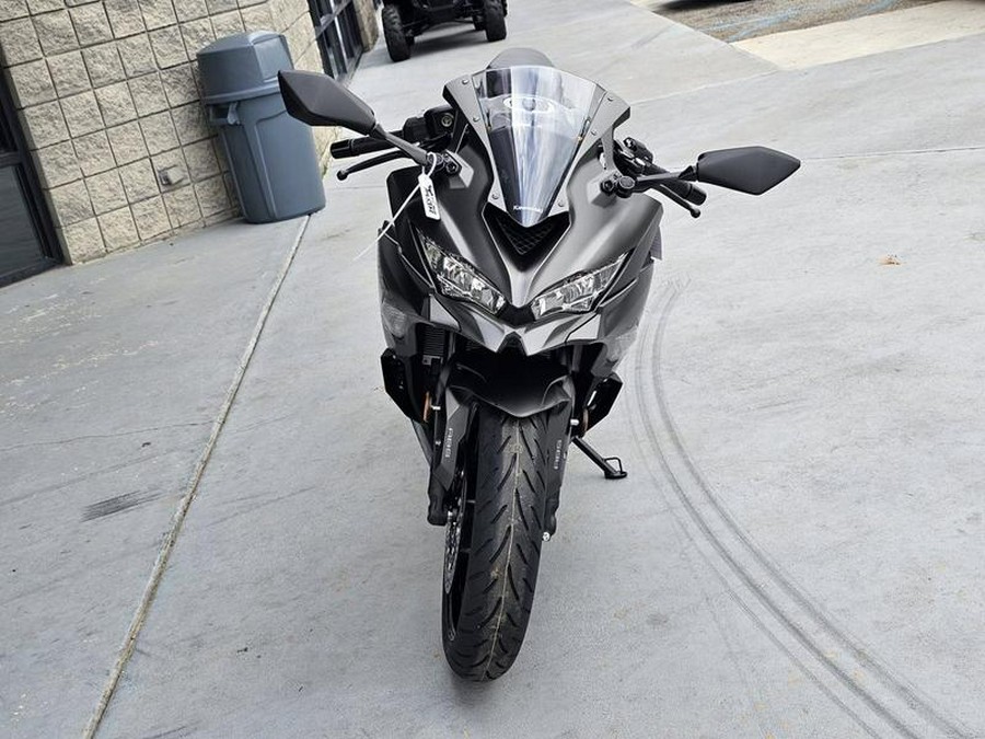 2026 Kawasaki Ninja® ZX™-4RR ABS