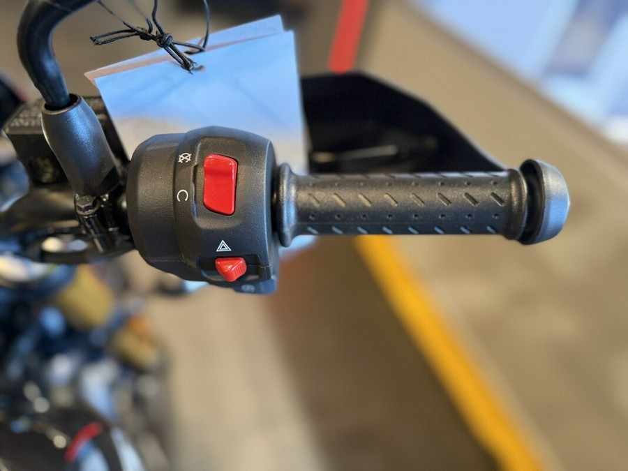 2026 Scrambler 400 XC Storm Grey
