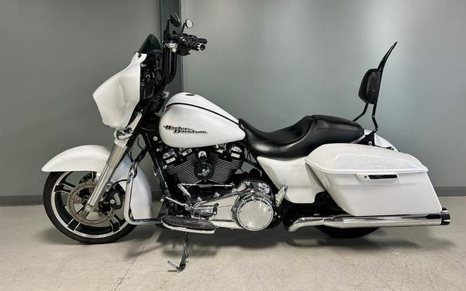 2017 Harley-Davidson® FLHXS - Street Glide® Special