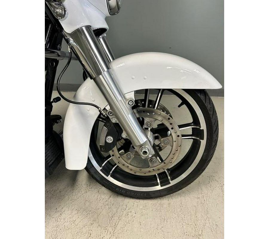 2017 Harley-Davidson® FLHXS - Street Glide® Special
