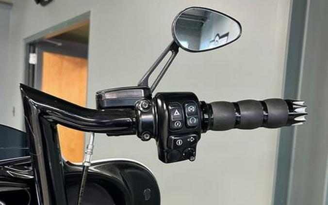 2017 Harley-Davidson® FLHXS - Street Glide® Special