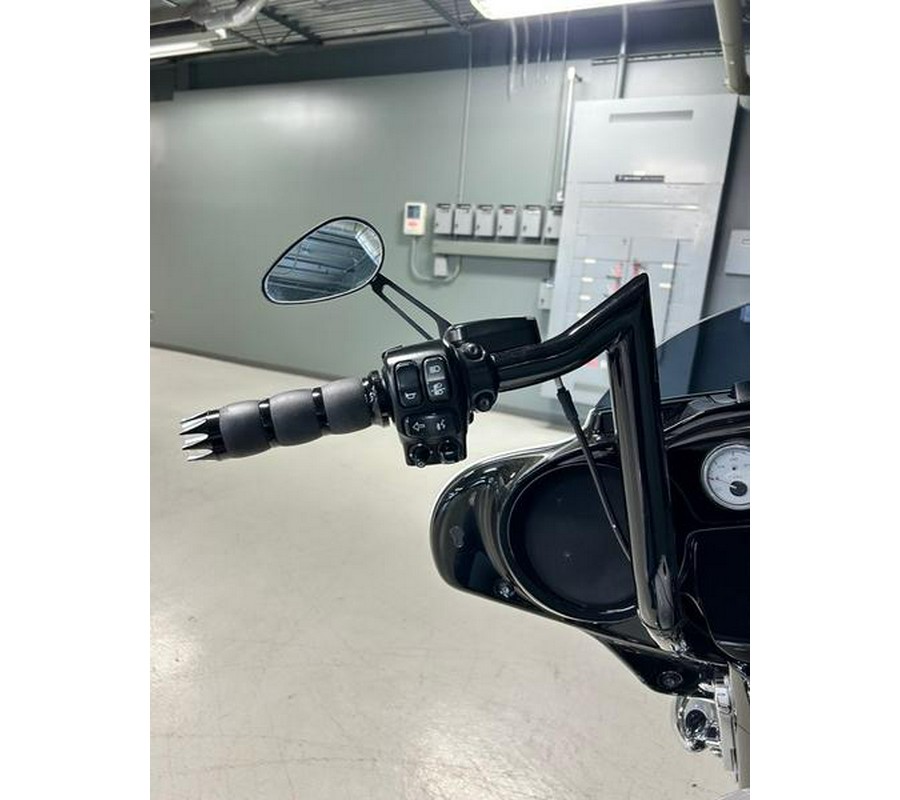 2017 Harley-Davidson® FLHXS - Street Glide® Special