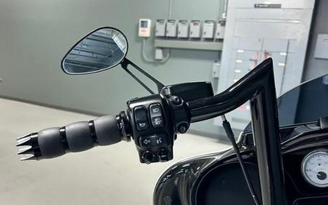 2017 Harley-Davidson® FLHXS - Street Glide® Special