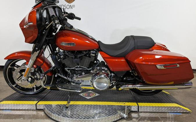 2024 Harley-Davidson Street Glide® Whiskey Fire-Chrome Finish