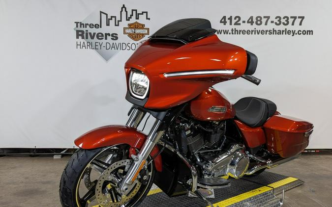 2024 Harley-Davidson Street Glide® Whiskey Fire-Chrome Finish