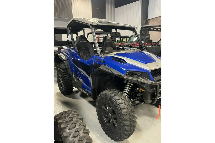 2024 Polaris Industries GENERAL XP 1000 ULTIMATE