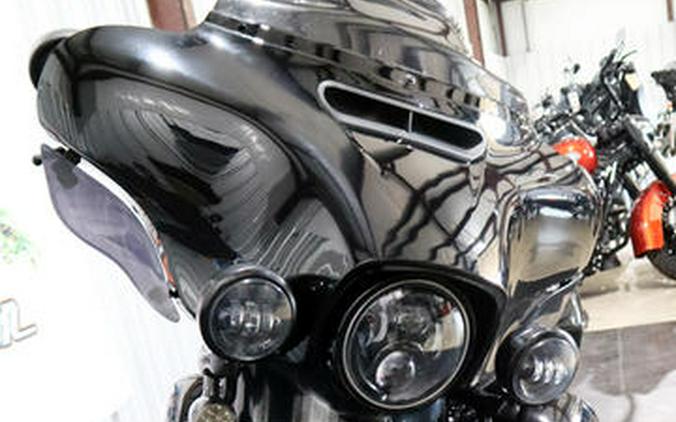 2018 Harley-Davidson® FLHXS - Street Glide® Special