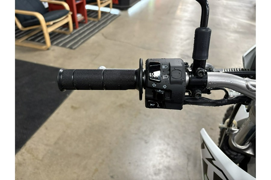 2026 Kawasaki KLX 230 S